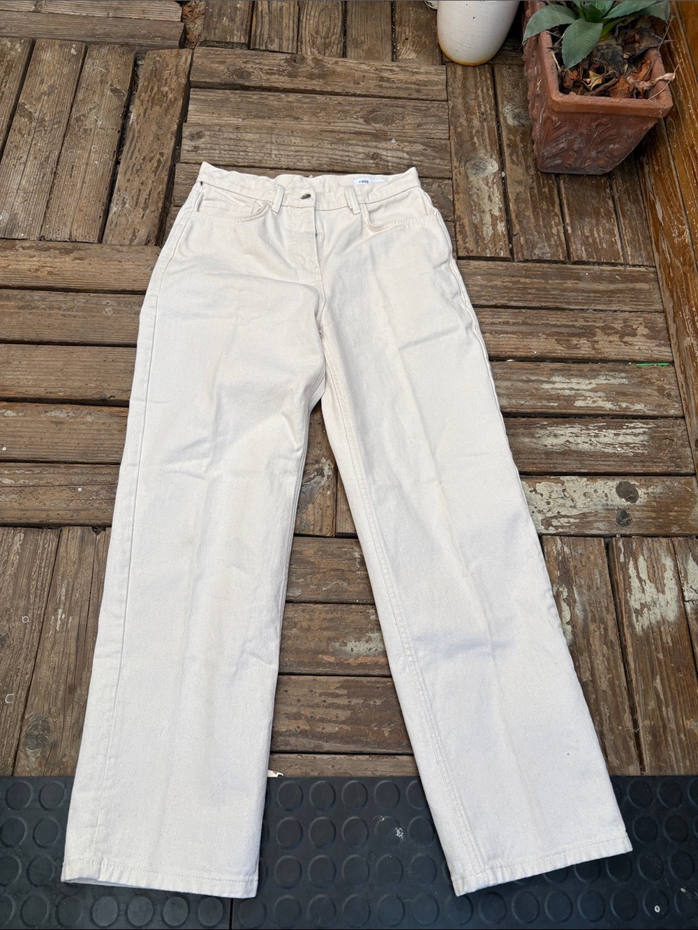 High-Rise Wide Leg Jeans in Off-White - Women